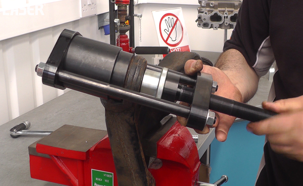 Mercedes Benz Sprinter front lower ball joint removal