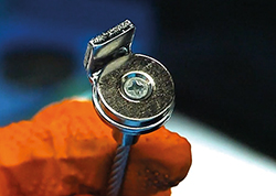 New magnetic sump plug removal tool 