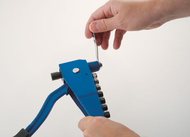 Laser Tools 6062 Riveter and RivNut Tool