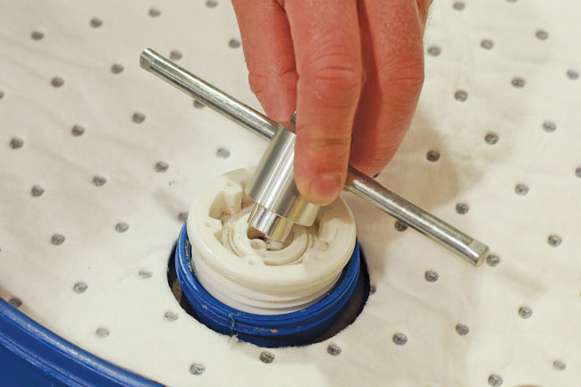 Laser Tools 7719 Drain Bung Tool for AdBlue® Tank HGV 26mm