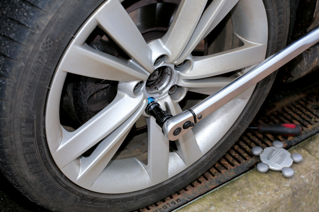 Laser Tools 8594 Alloy Wheel Torsion Socket 17mm