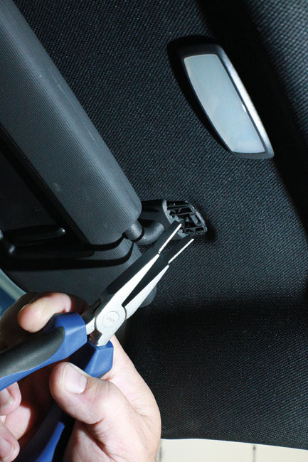 Laser Tools 9083 Sun Visor Unlock Pliers - VW Group