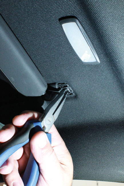 Laser Tools 9083 Sun Visor Unlock Pliers - VW Group