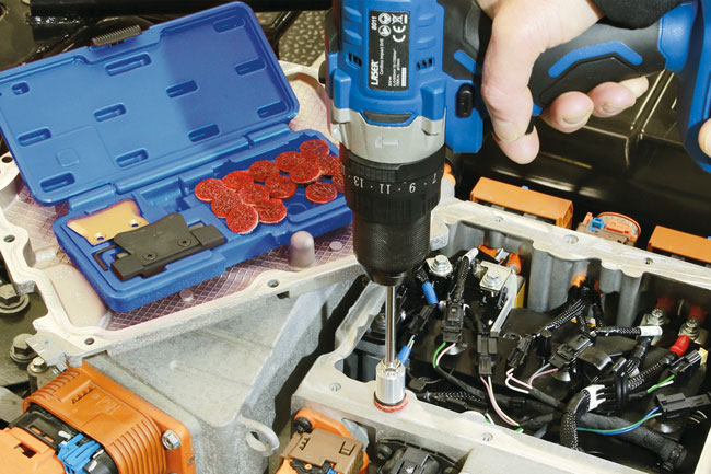 Laser Tools 9217 Oil Sump Separator & Cleaning Set