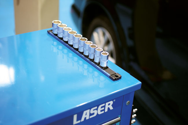 Laser Tools 9237 LocSoc Rail - 1/2"D Magnetic