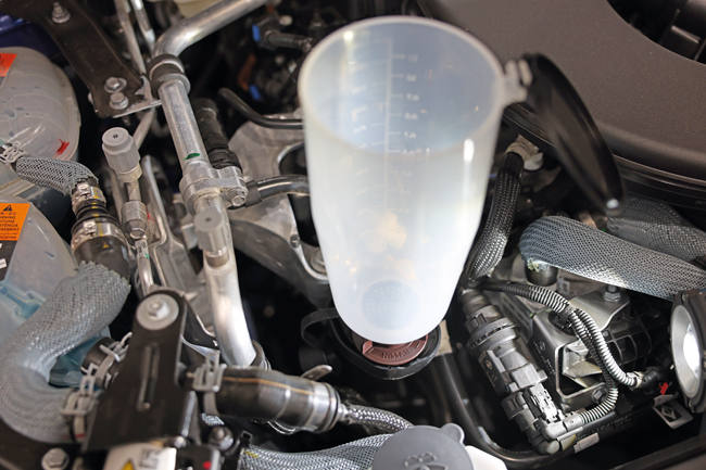 Laser Tools 9374 Oil Funnel Adaptor for 7980 - Renault/Nissan