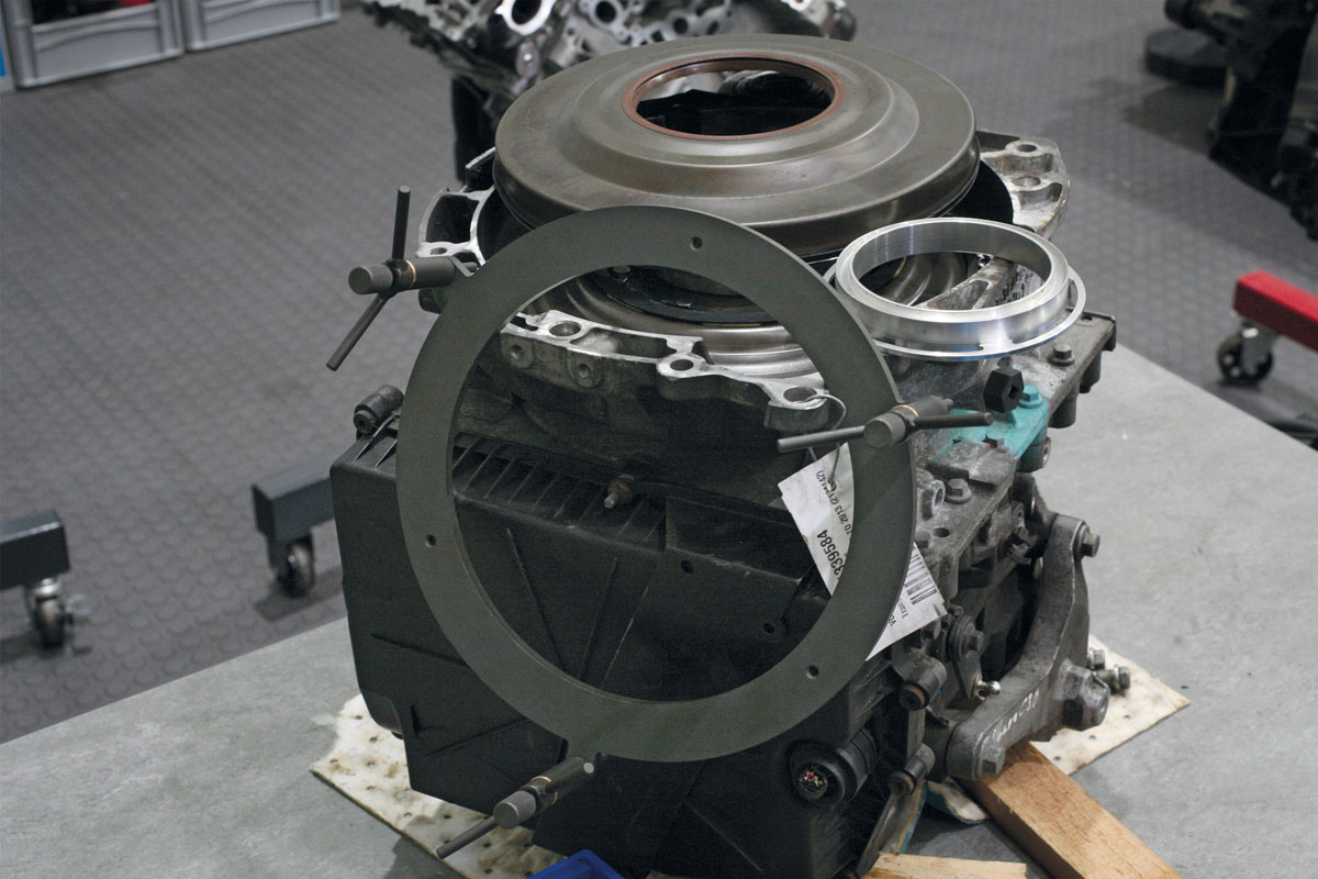 Laser Tools 8129 DCT Clutch Oil Seal Fitting Kit for Ford, Volvo